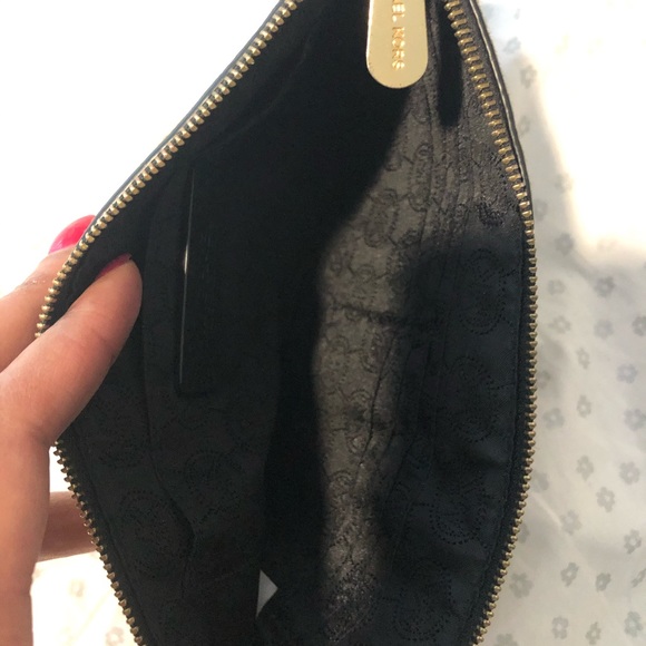 Michaels Kors authentic camo clutch - Picture 3 of 5